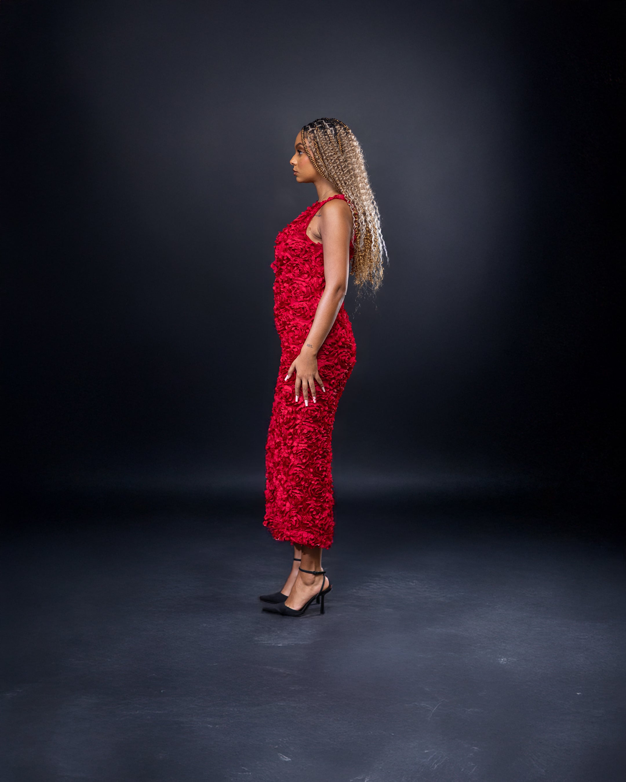 Robe midi à fleurs 3D rouge carmin - Collection Bloomingdale